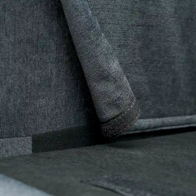 Divano a 3 posti Elegance con cuscini decorativi e pouf per soggiorno