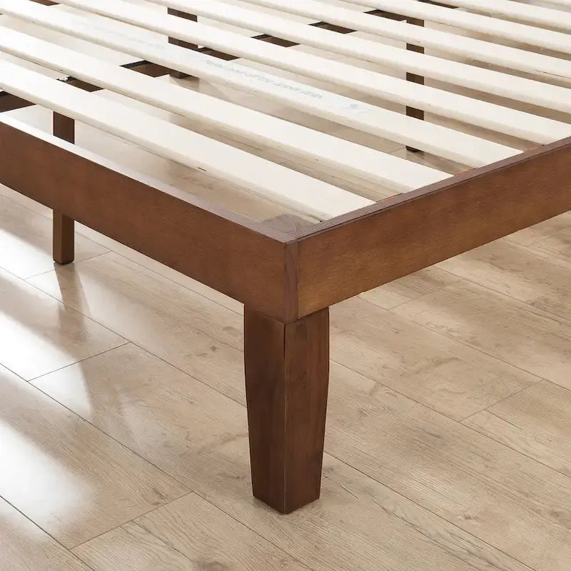 Letto a piattaforma in legno massello antico Espresso