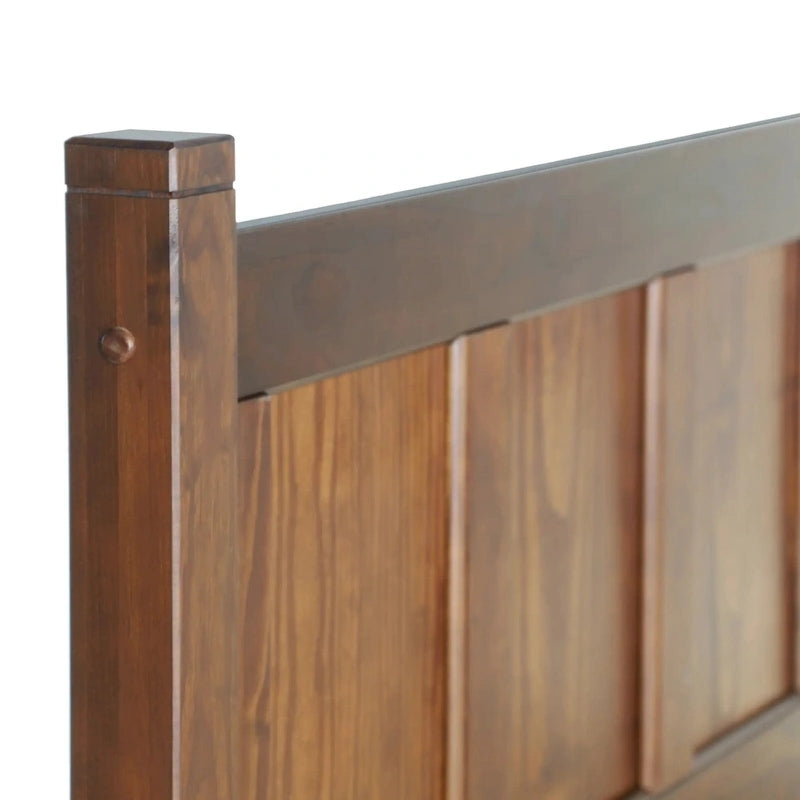 Letto a piattaforma Shaker con pannello in legno massello