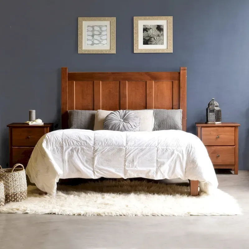 Letto a piattaforma Shaker con pannello in legno massello