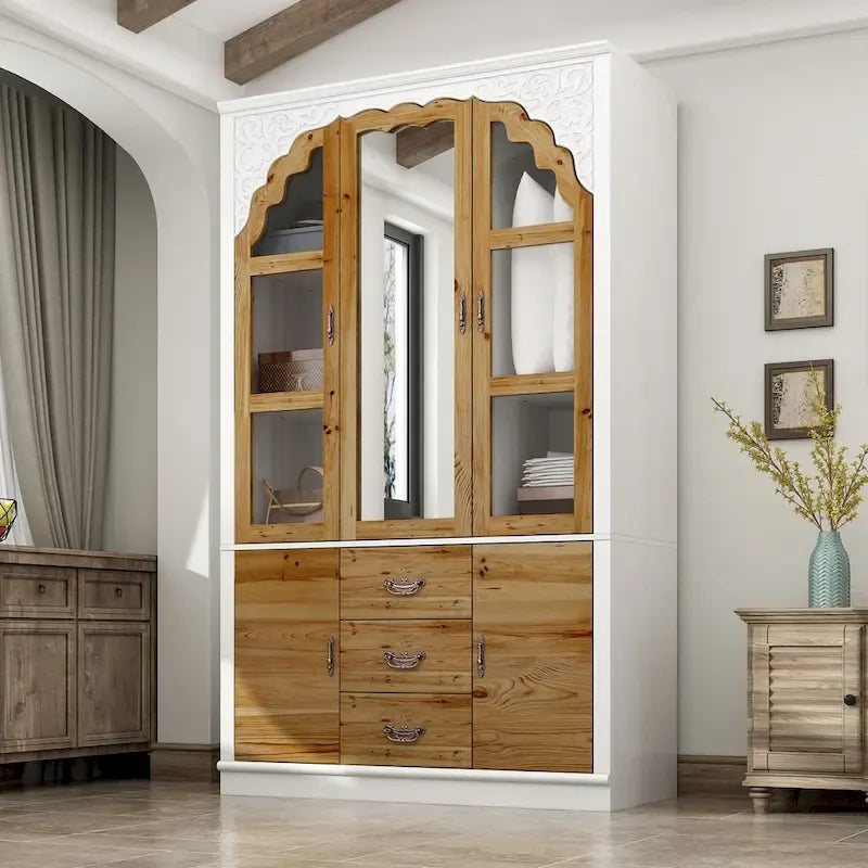 Grande armadio doppio in stile vintage con dettagli in metallo