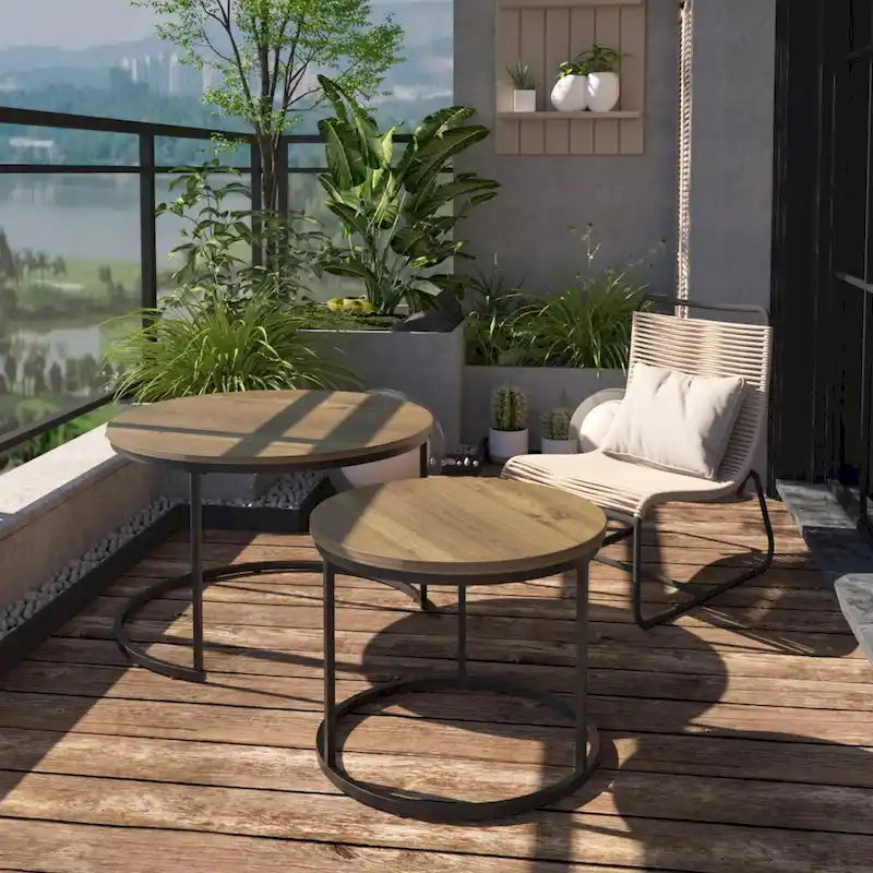 Tavolino da caffè con design salvaspazio, Tavolino rotondo da 70 cm con finitura in legno e robusta struttura in metallo, Tavolino laterale d'appoggio