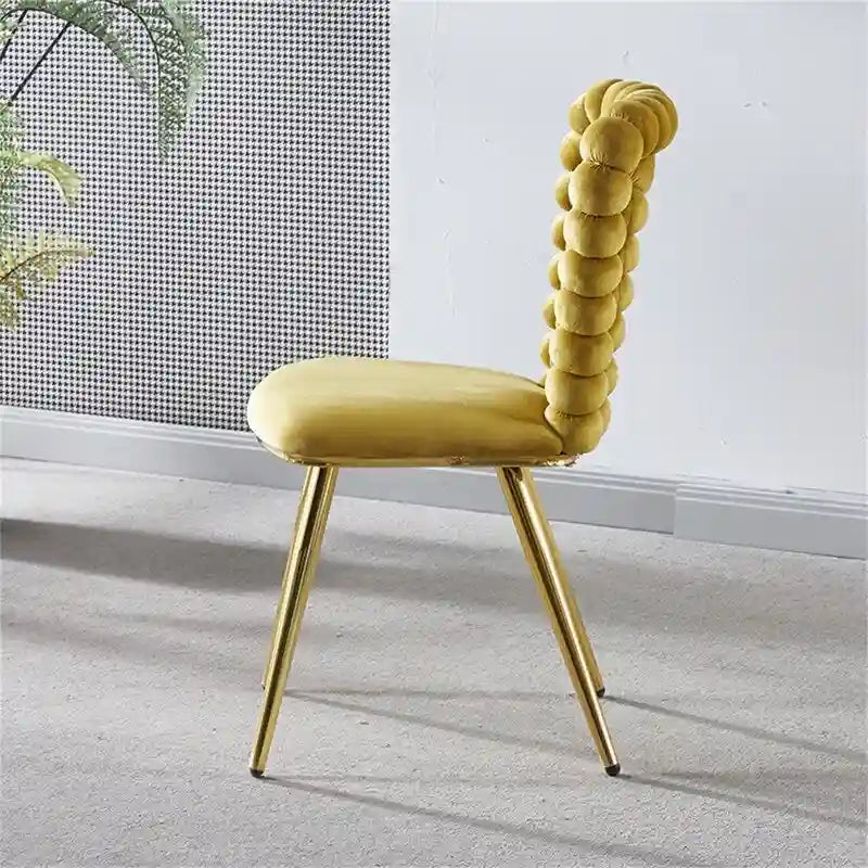 Sedia da pranzo moderna con gambe in metallo