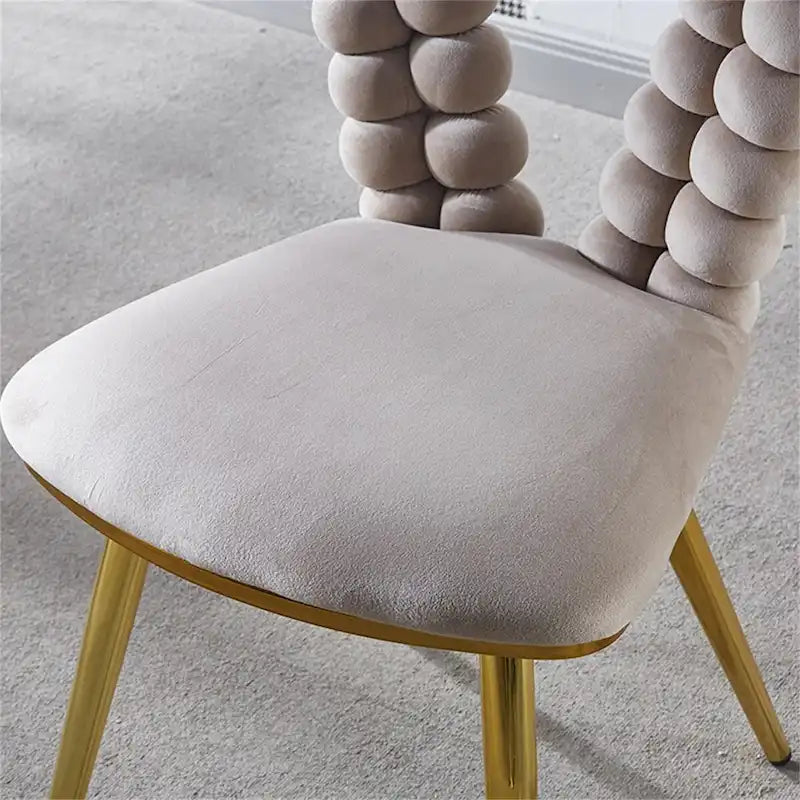 Sedia da pranzo moderna con gambe in metallo
