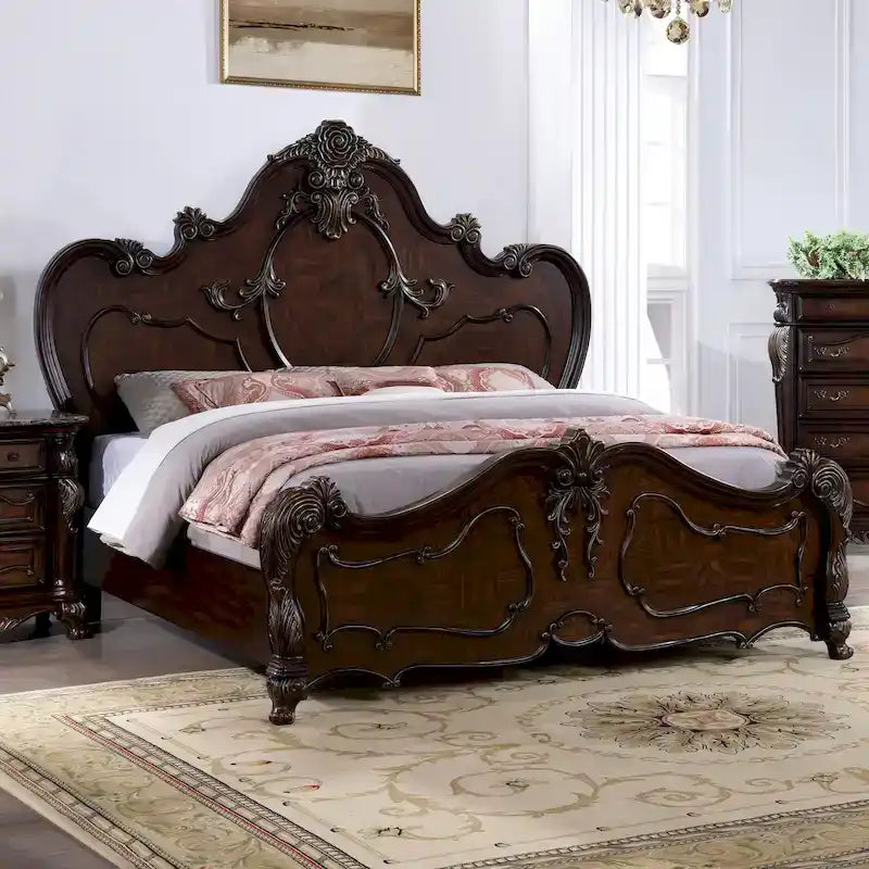 Letto in legno massello tradizionale con pannello