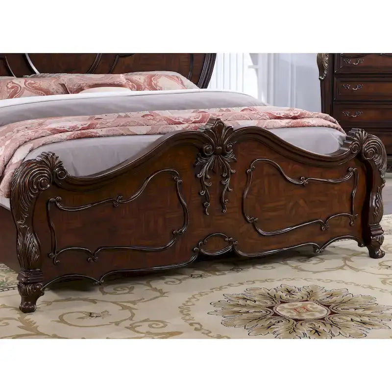 Letto in legno massello tradizionale con pannello